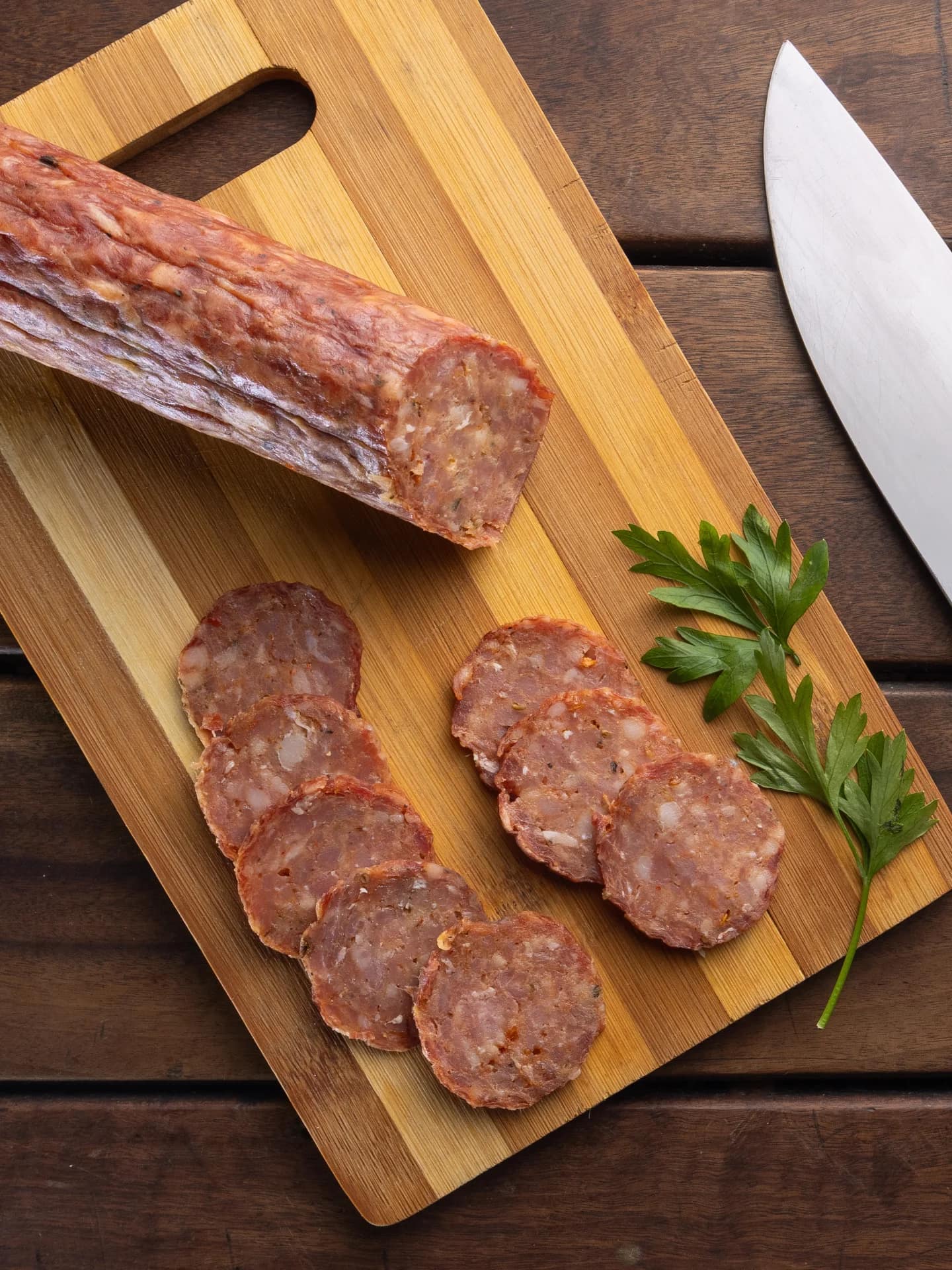 Salame calabrês artesanal fatiado da Casa Oliva